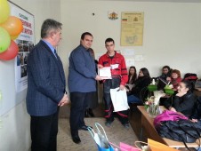 ЛЕО - Бетонови изделия за поредна година награди участник в състезанието "Най-добър млад строител"